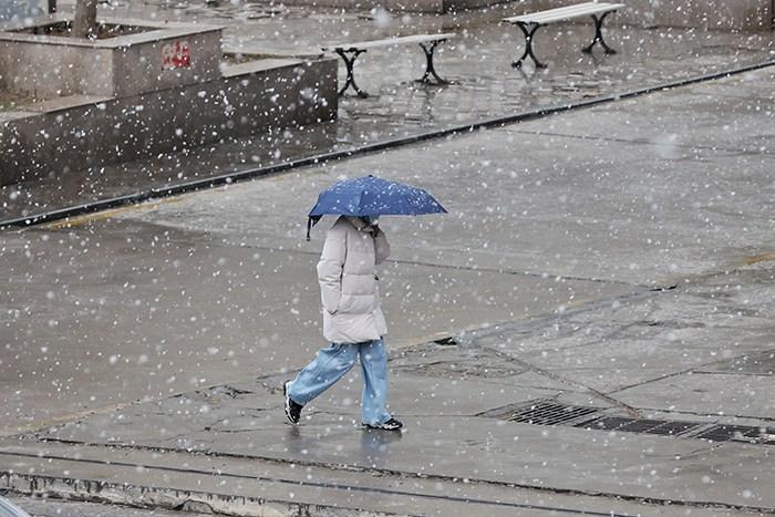 北京迎來(lái)三月“桃花雪”